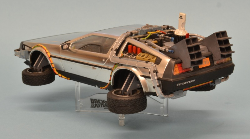 Illustration for article titled Future Builds Aoshima DeLorean's